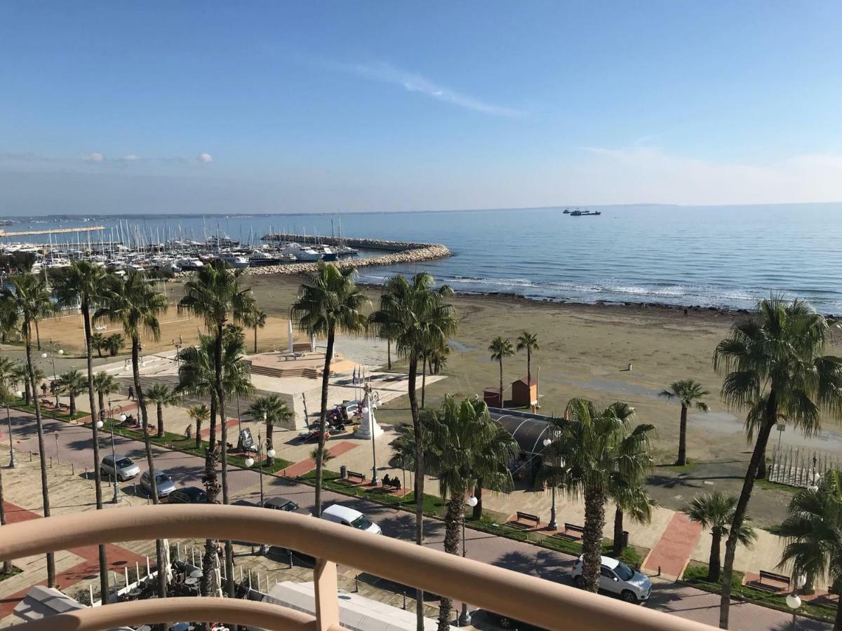 Sea View Central Apt Ithaki Larnaka Exterior foto